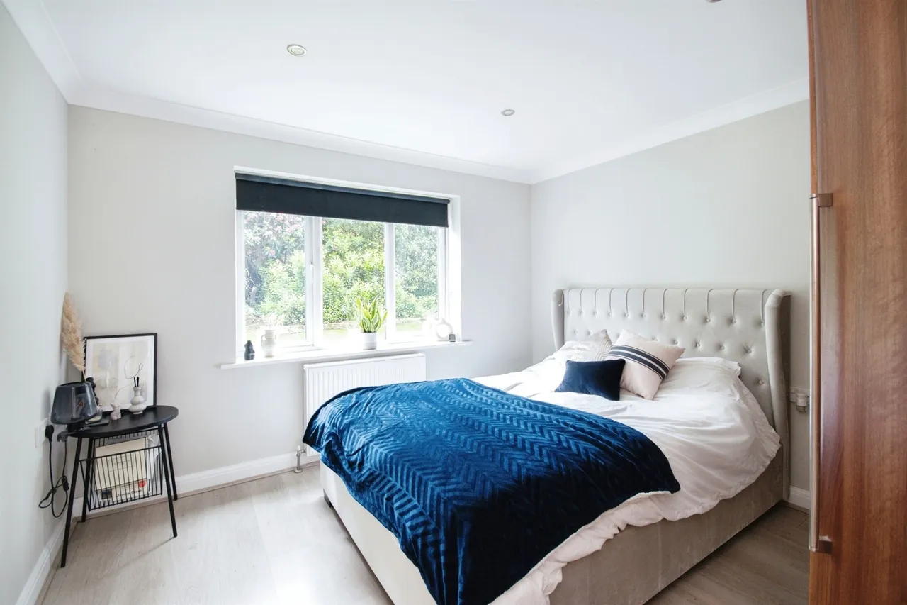 Wimborne Road, Bournemouth, photo 9