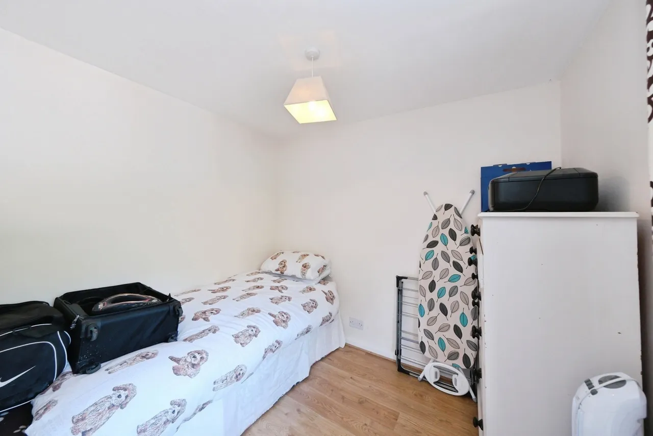Braemar Road, Forest Town, Mansfield, Nottinghamshire, NG19, photo 12
