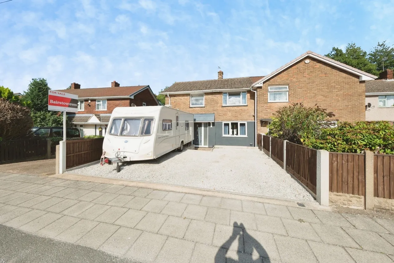 3 bed house for sale — Braemar Road, Forest Town, Mansfield, Nottinghamshire, NG19