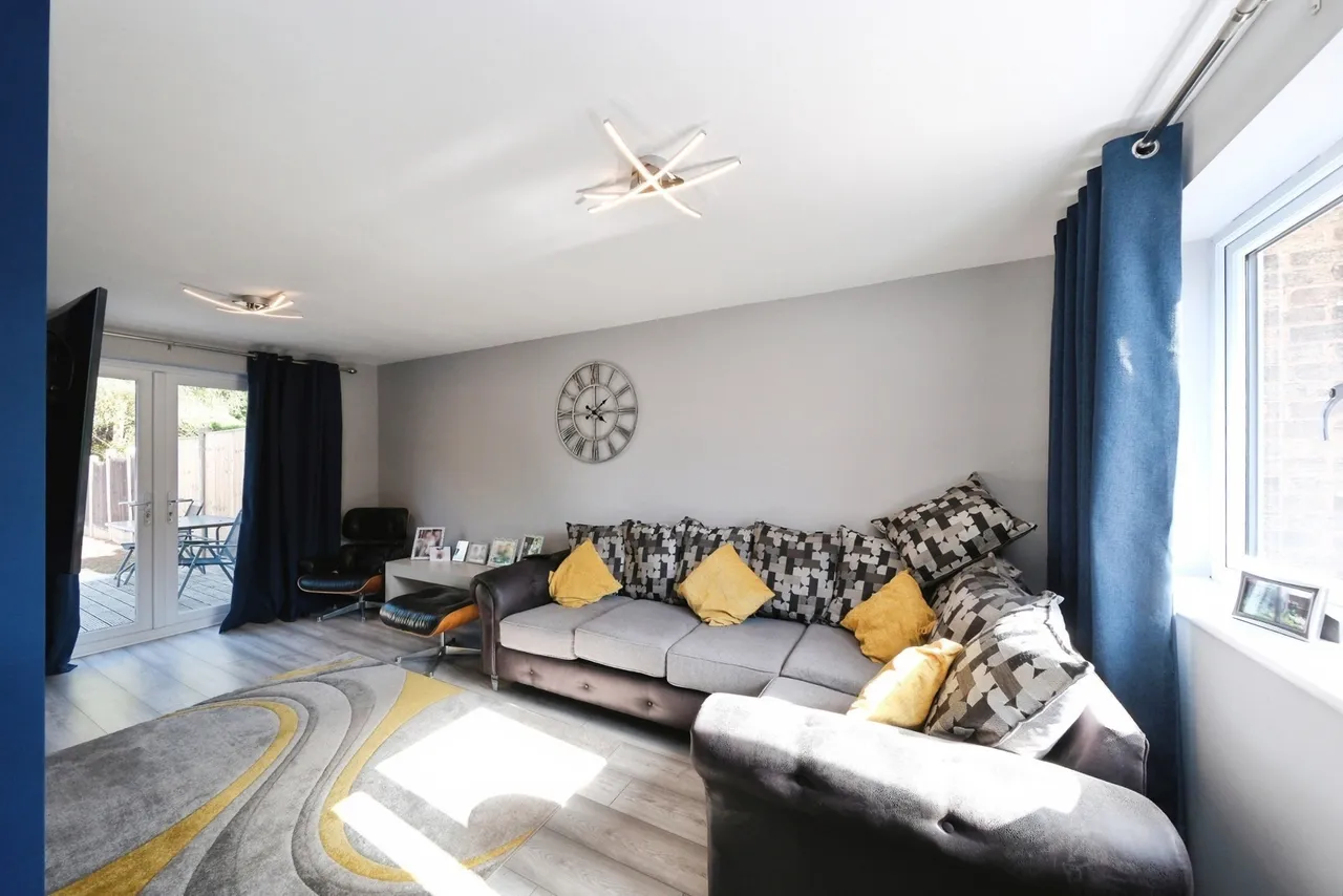 Braemar Road, Forest Town, Mansfield, Nottinghamshire, NG19, photo 6