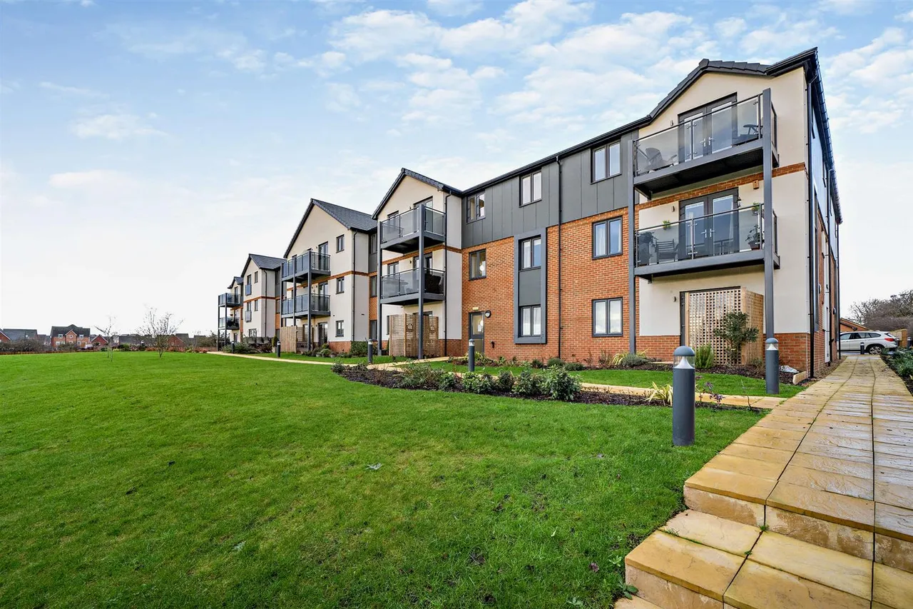 1 bed flat for sale, Kepple Lane, Garstang, PR3
