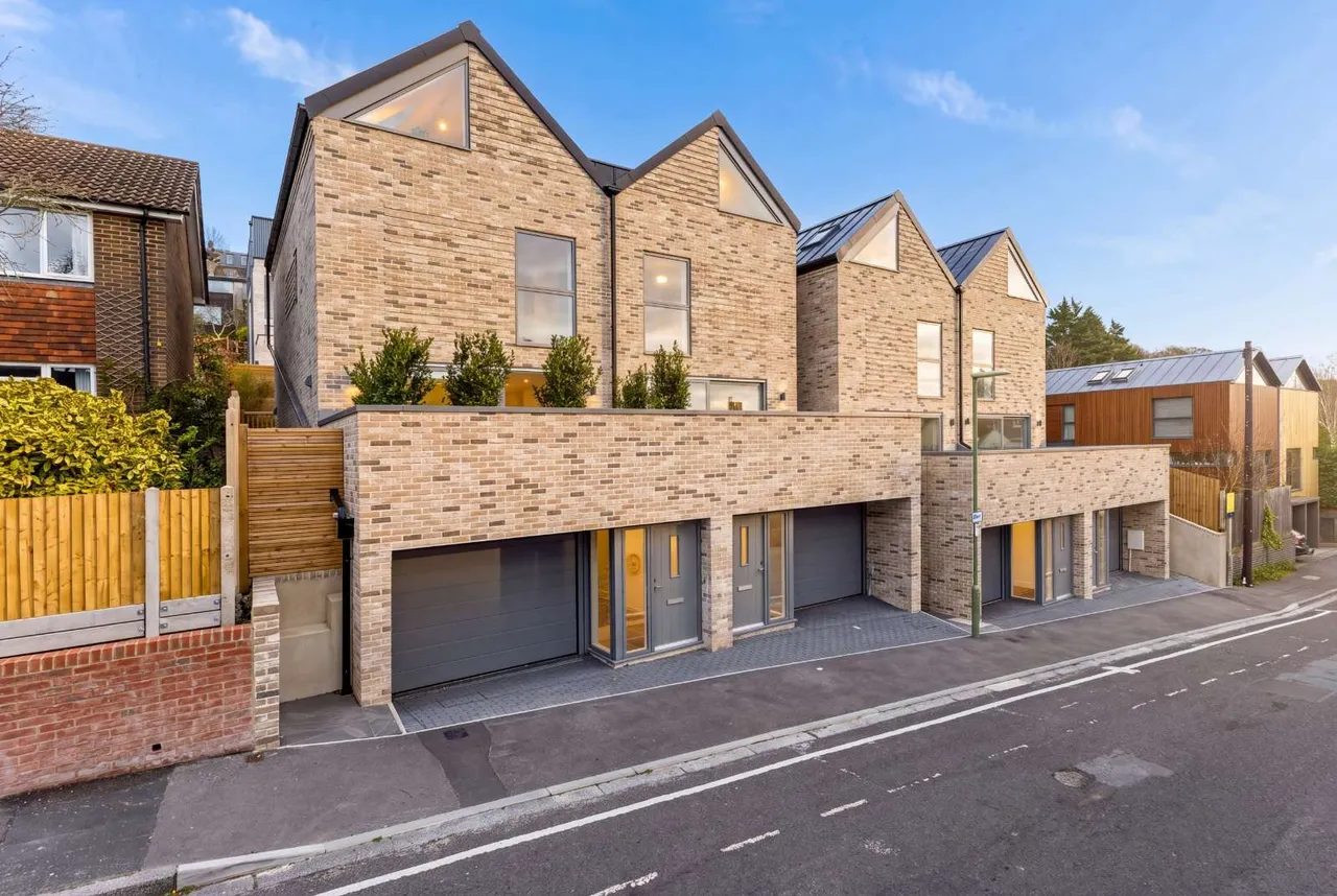 Dell Road, Winchester, Hampshire, SO23 0QB, photo 6