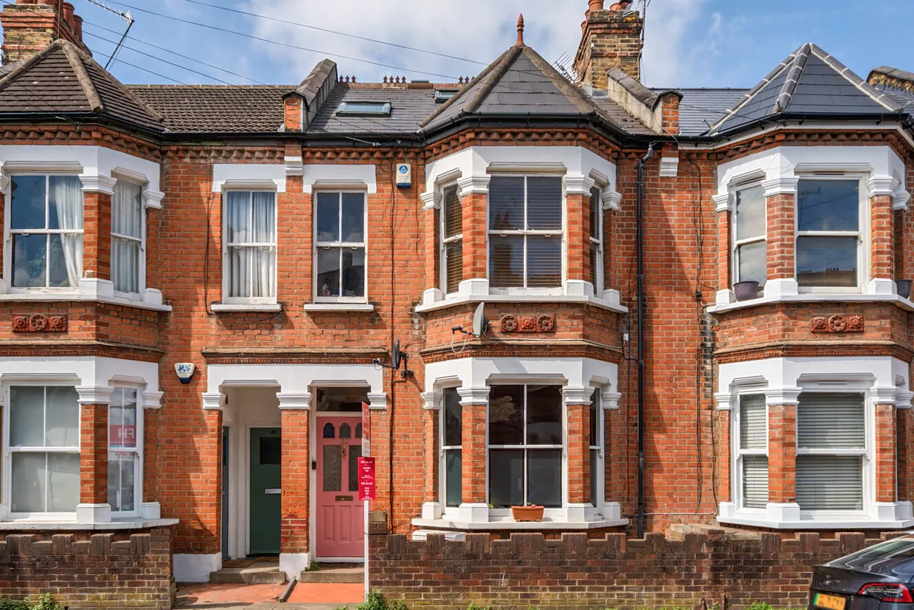 2 bed flat for sale — Mafeking Avenue, Brentford, London, TW8