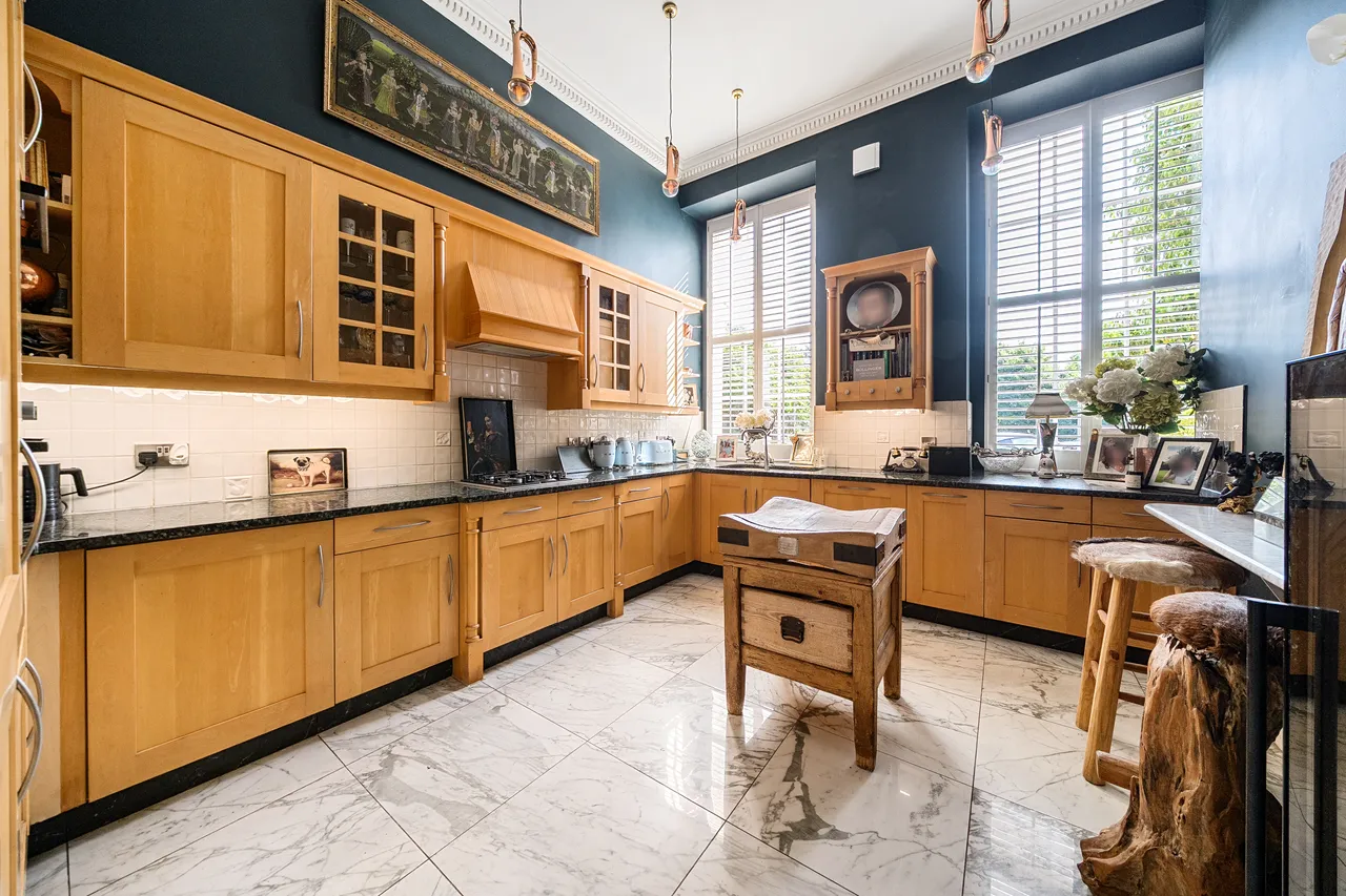 Cobbett Hill Road, Guildford, GU3, photo 5