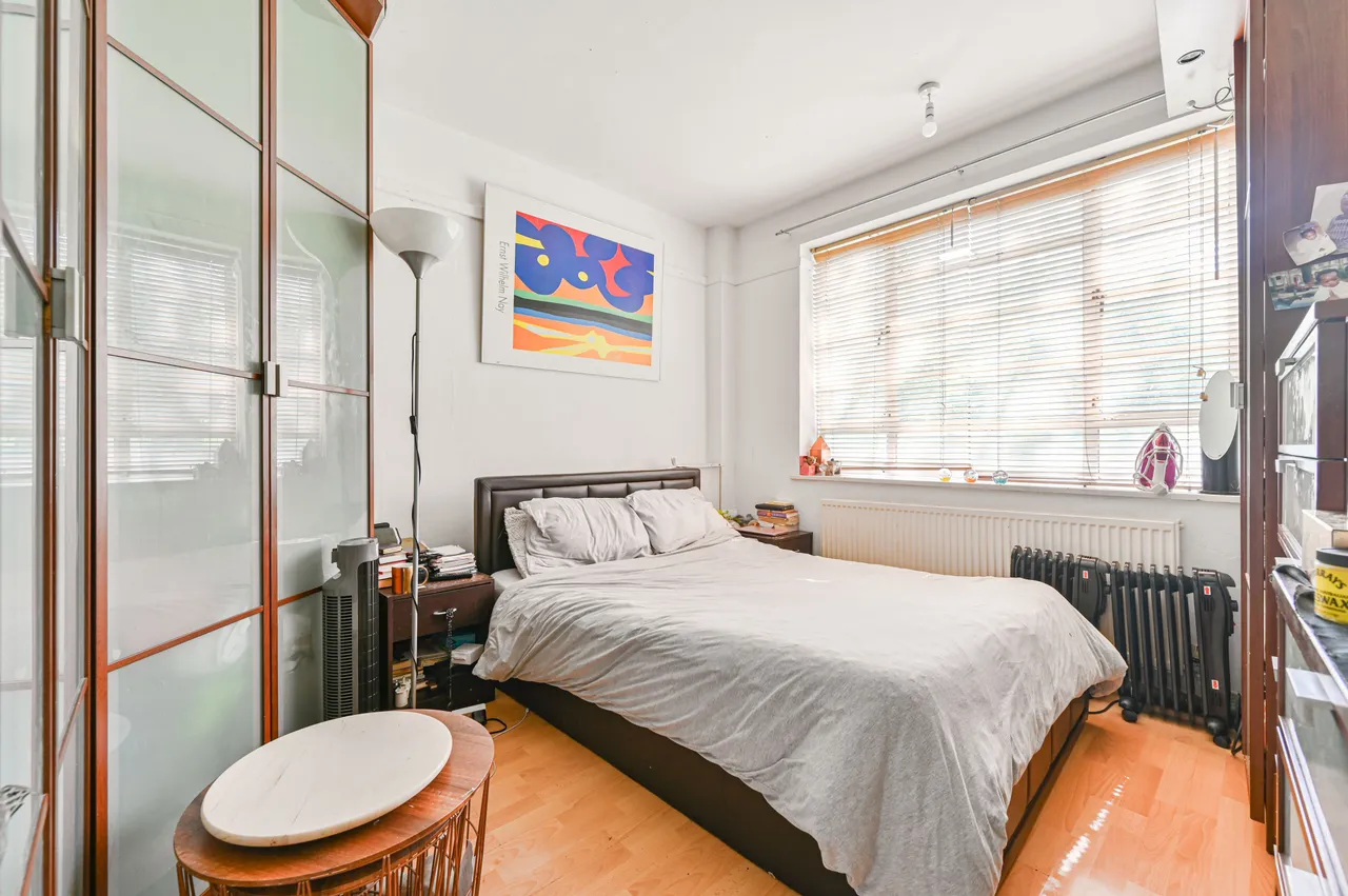 55 Dumbarton Court, Brixton Hill, London, photo 4