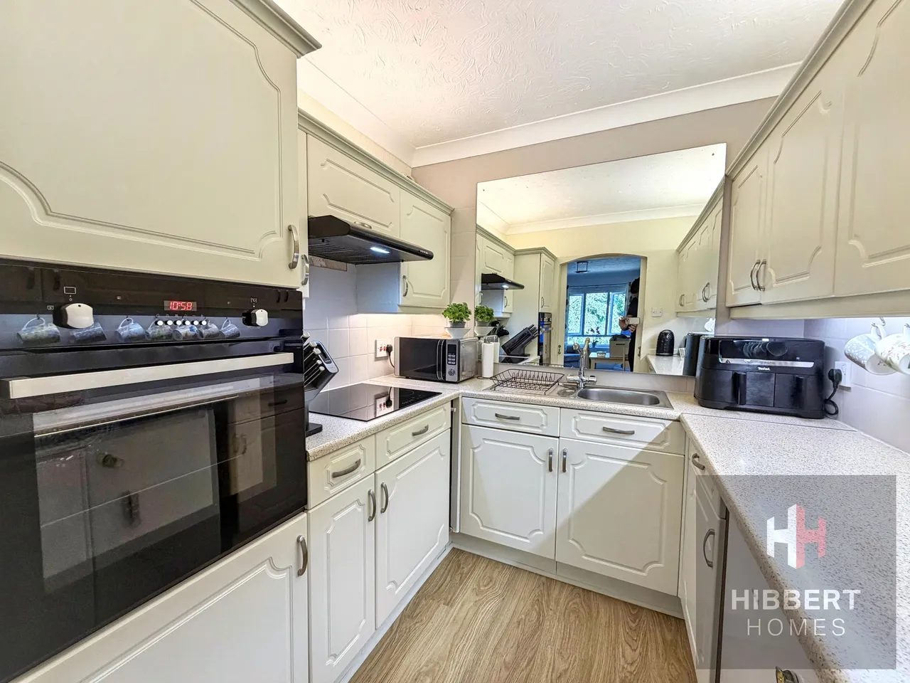 Hattonfold, Brooklands, M33, photo 4