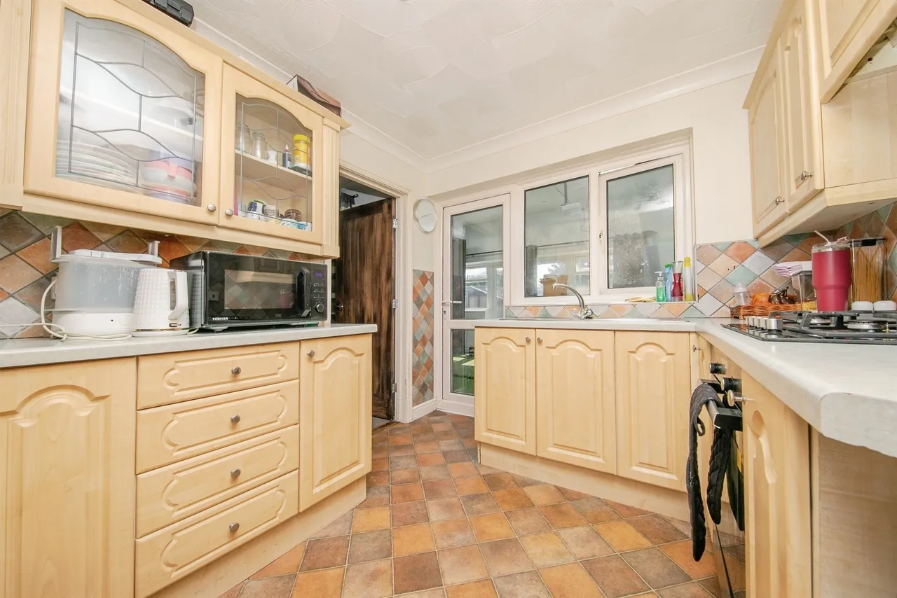 Pembroke Gardens, Holland-On-Sea, Clacton-On-Sea, photo 6