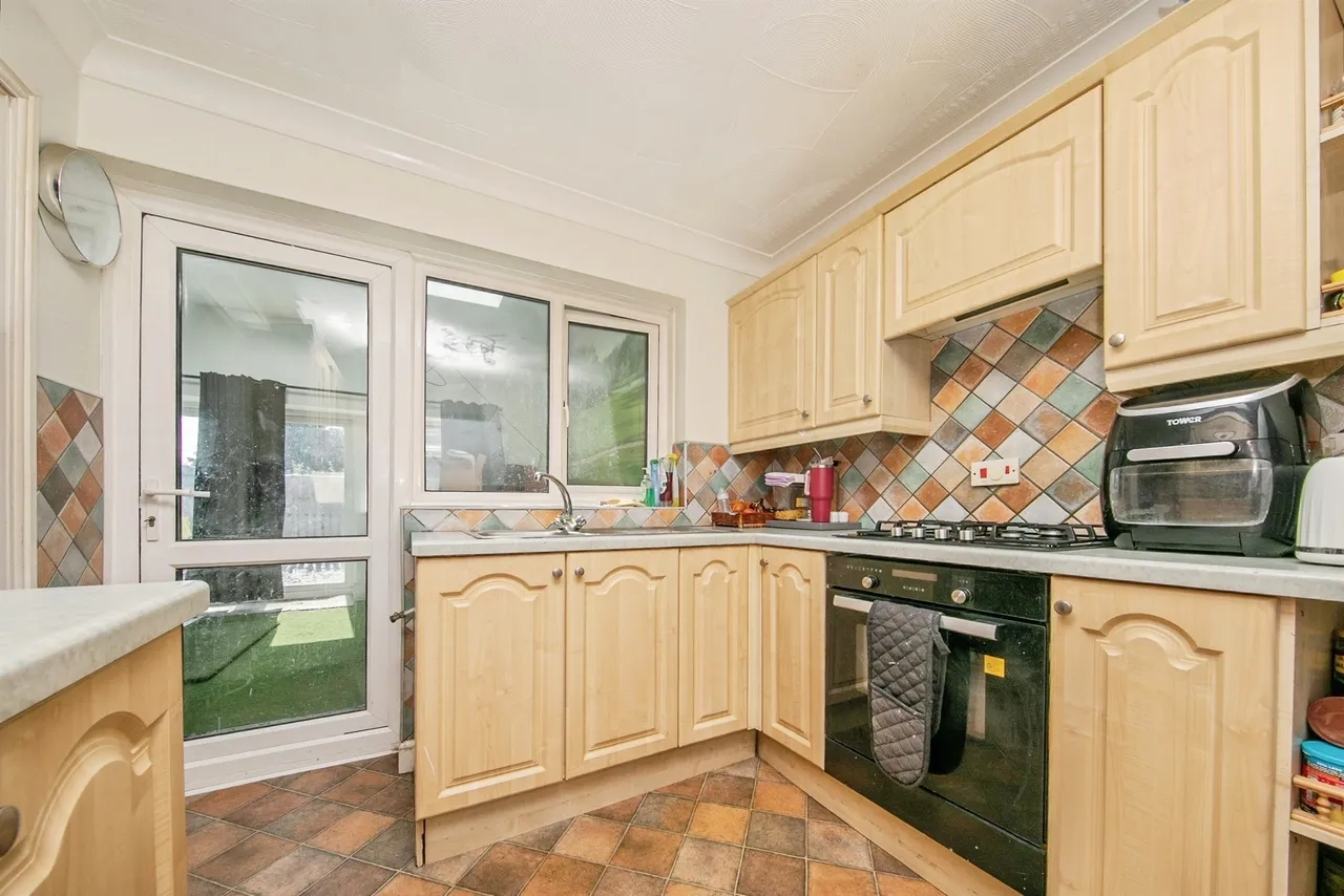 Pembroke Gardens, Holland-On-Sea, Clacton-On-Sea, photo 7