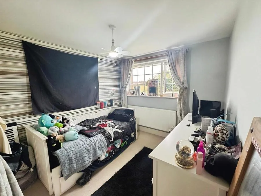 Ashdale Drive, Birmingham, B14, photo 13