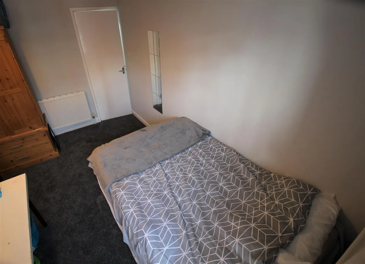 Welton Place, Hyde Park, LS6, photo 6
