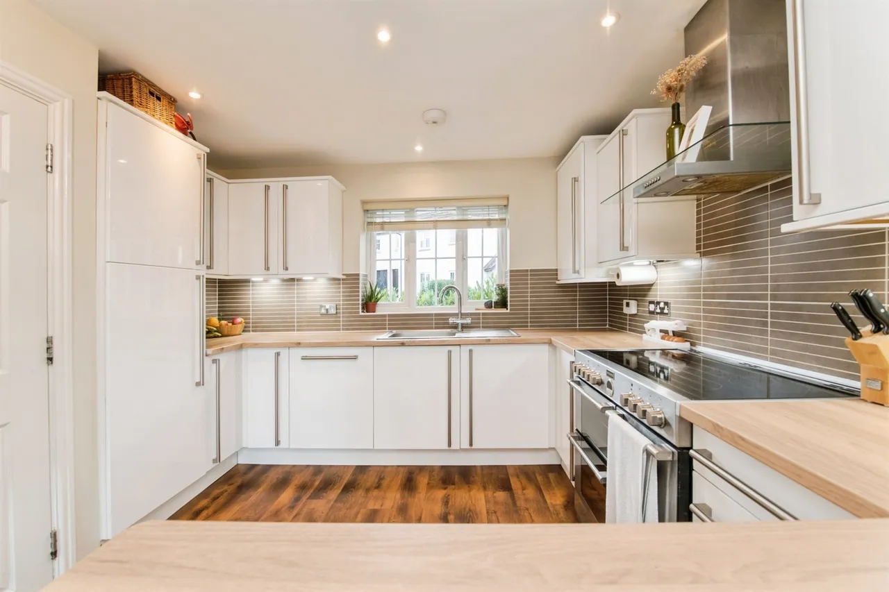 Flax Meadow Lane, Axminster, photo 6
