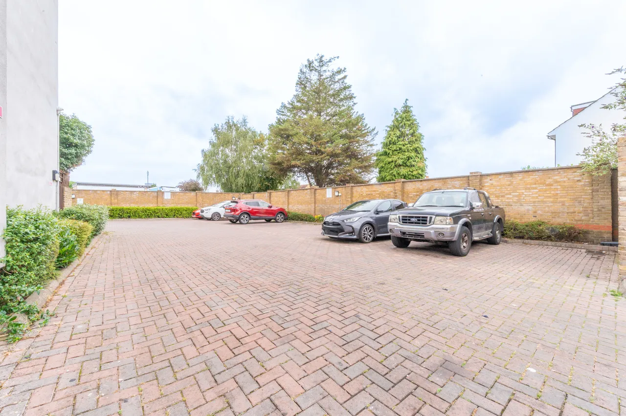 Flat 6, Liberty Point, 1a Blackhorse Lane, Croydon, photo 12