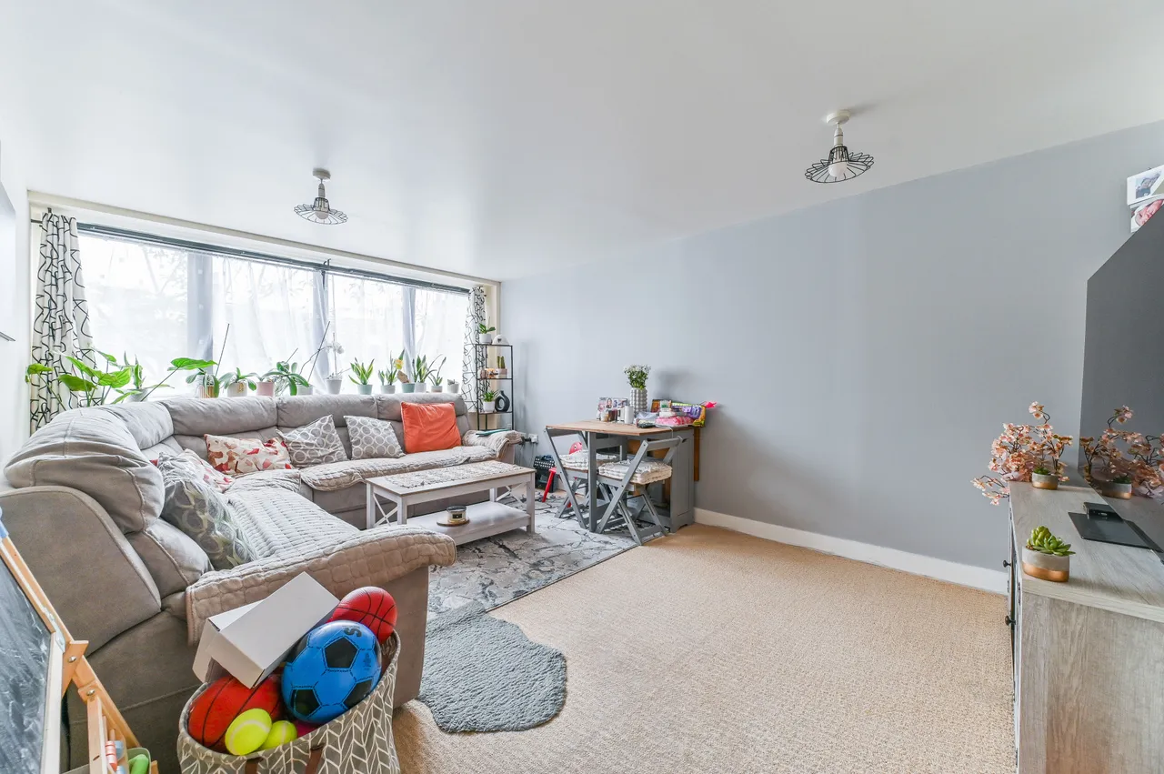 Flat 6, Liberty Point, 1a Blackhorse Lane, Croydon, photo 8