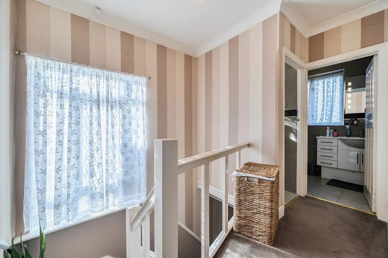 Parkside Way, Harrow, HA2, photo 14