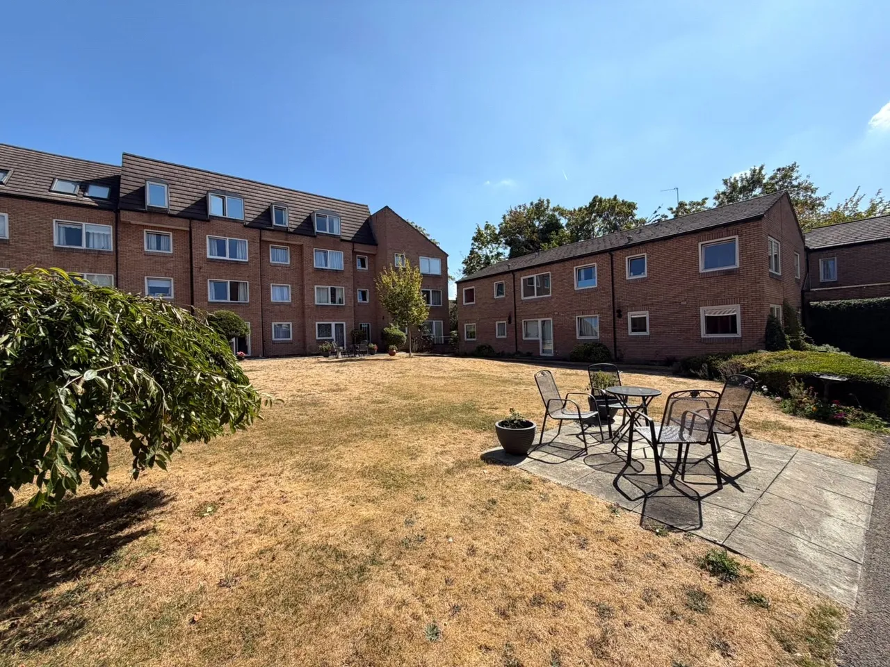 Mount Hermon Road, Woking, GU22, photo 12