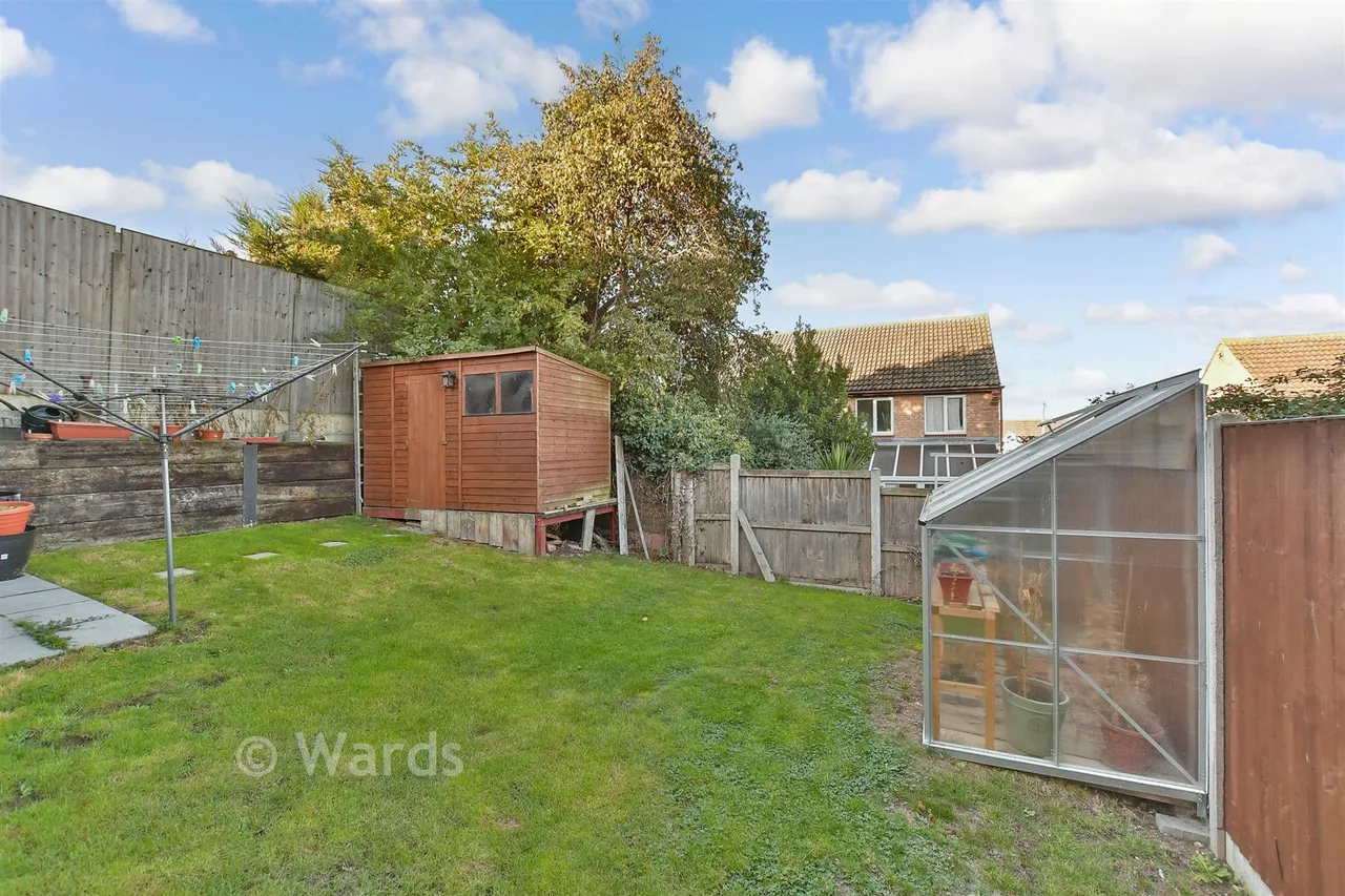 Waverley Avenue, Minster-On-Sea, ME12, photo 13
