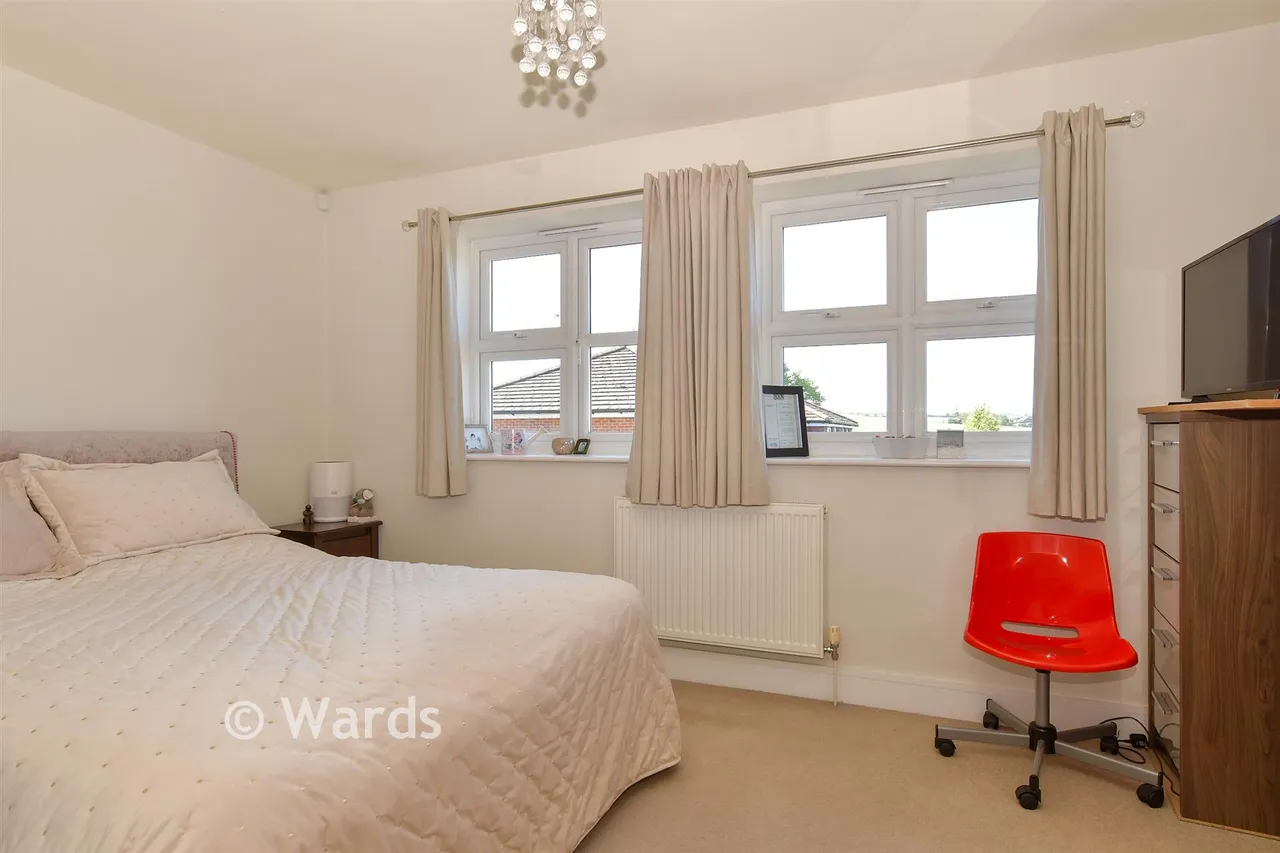 Lambourne Close, Farningham, DA4, photo 6