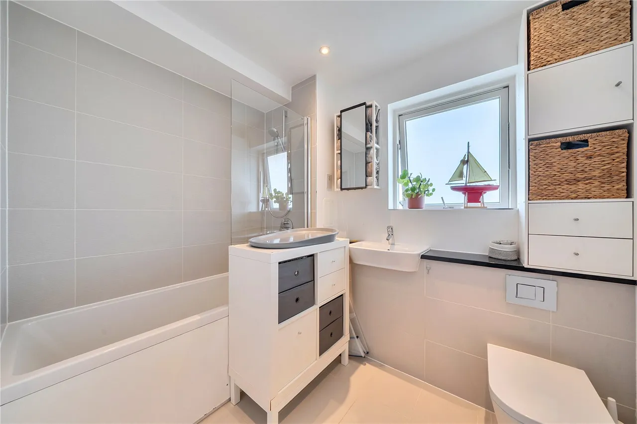 Spa Road, London, SE16, photo 18