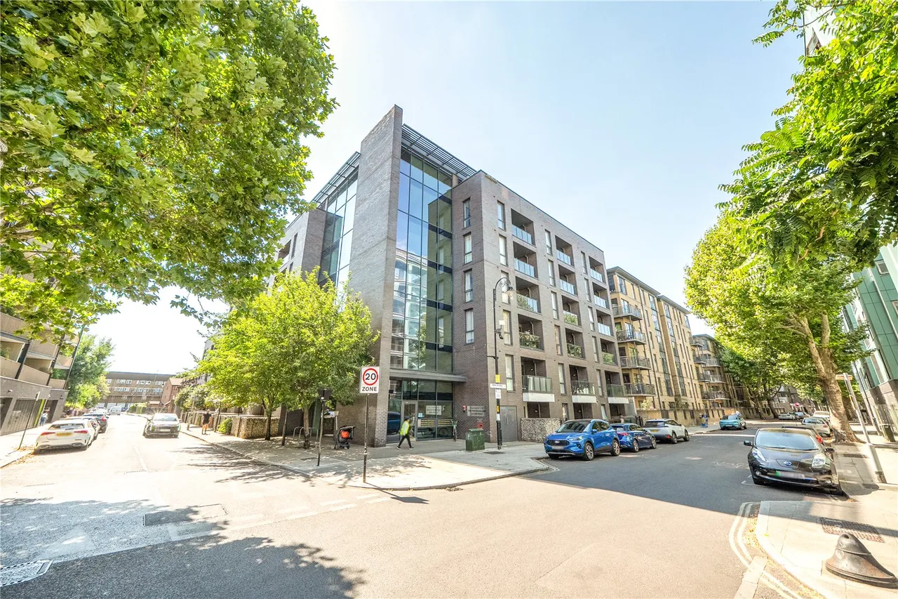 Spa Road, London, SE16, photo 2