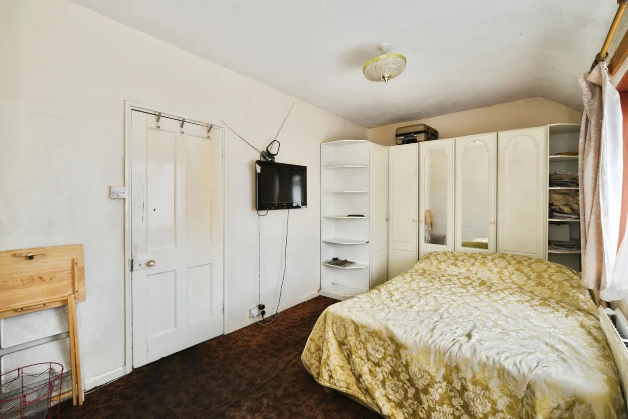 Cartwright Road, Dagenham, Essex, RM9, photo 9