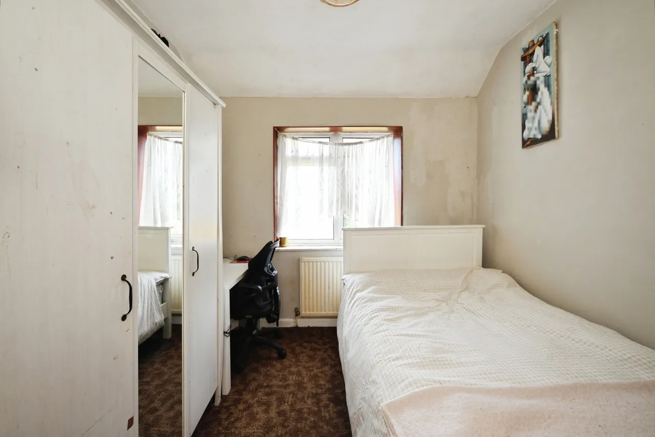 Cartwright Road, Dagenham, Essex, RM9, photo 6