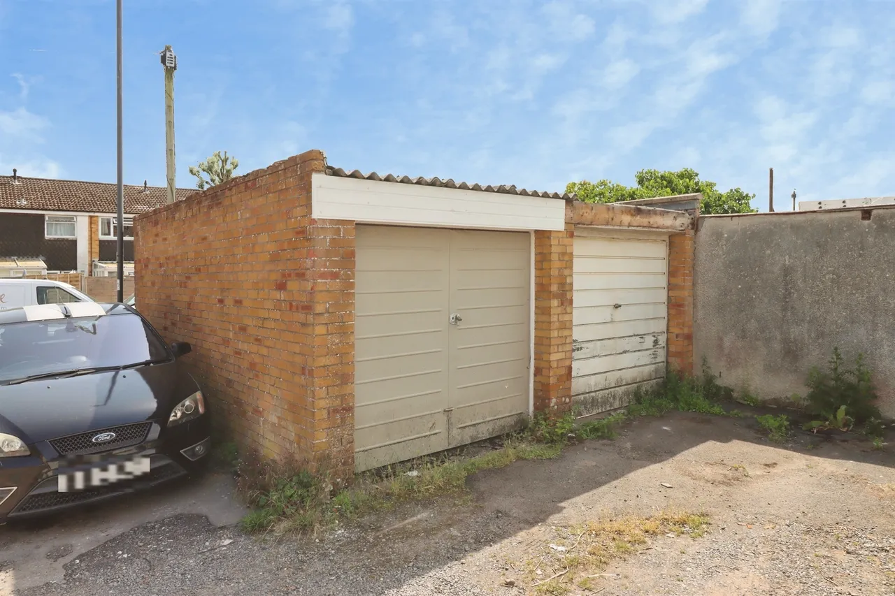 Woodmancote, Yate, BS37, photo 9