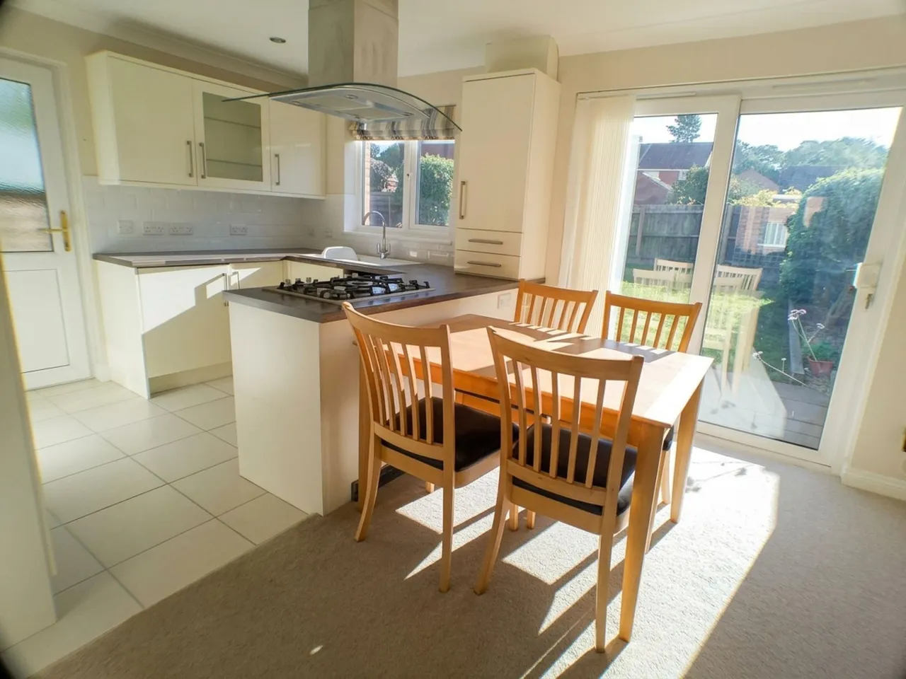 Charlock Gardens, Bingham, NG13, photo 2