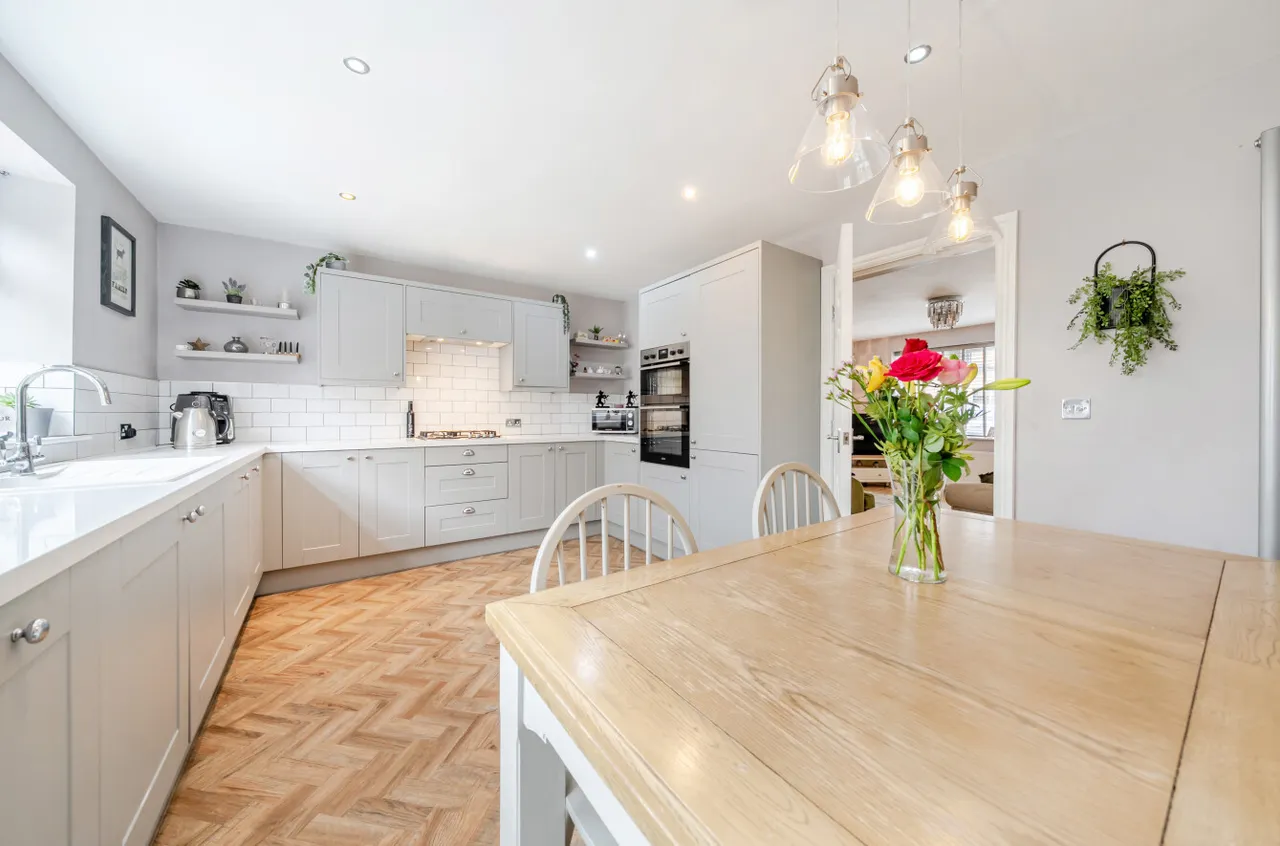 Woodland View, Calverley, LS28, photo 14