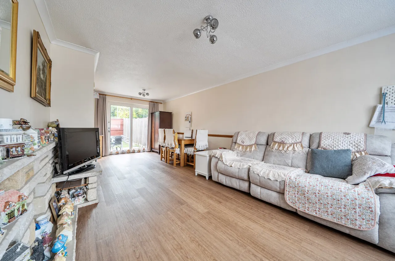 Tomlins Close, Tadley, RG26, photo 10