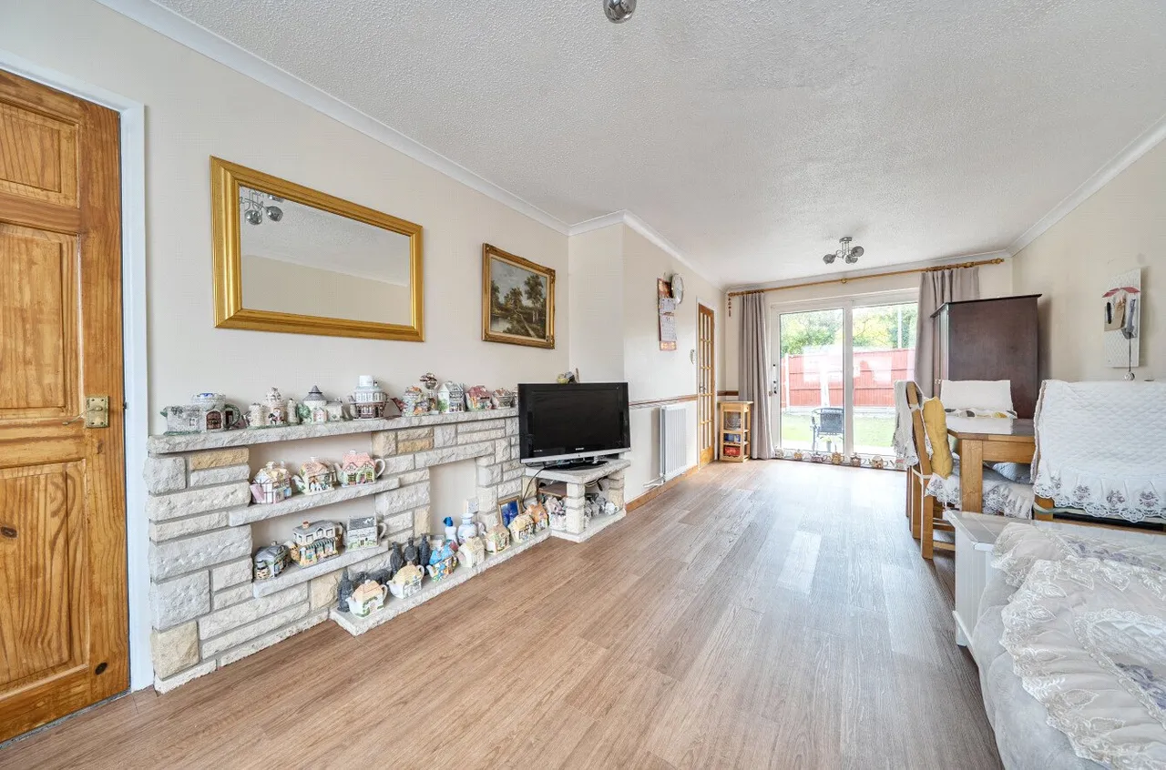 Tomlins Close, Tadley, RG26, photo 2