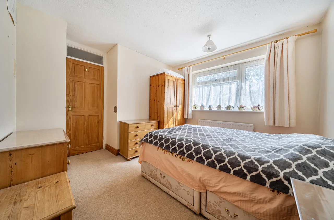 Tomlins Close, Tadley, RG26, photo 16