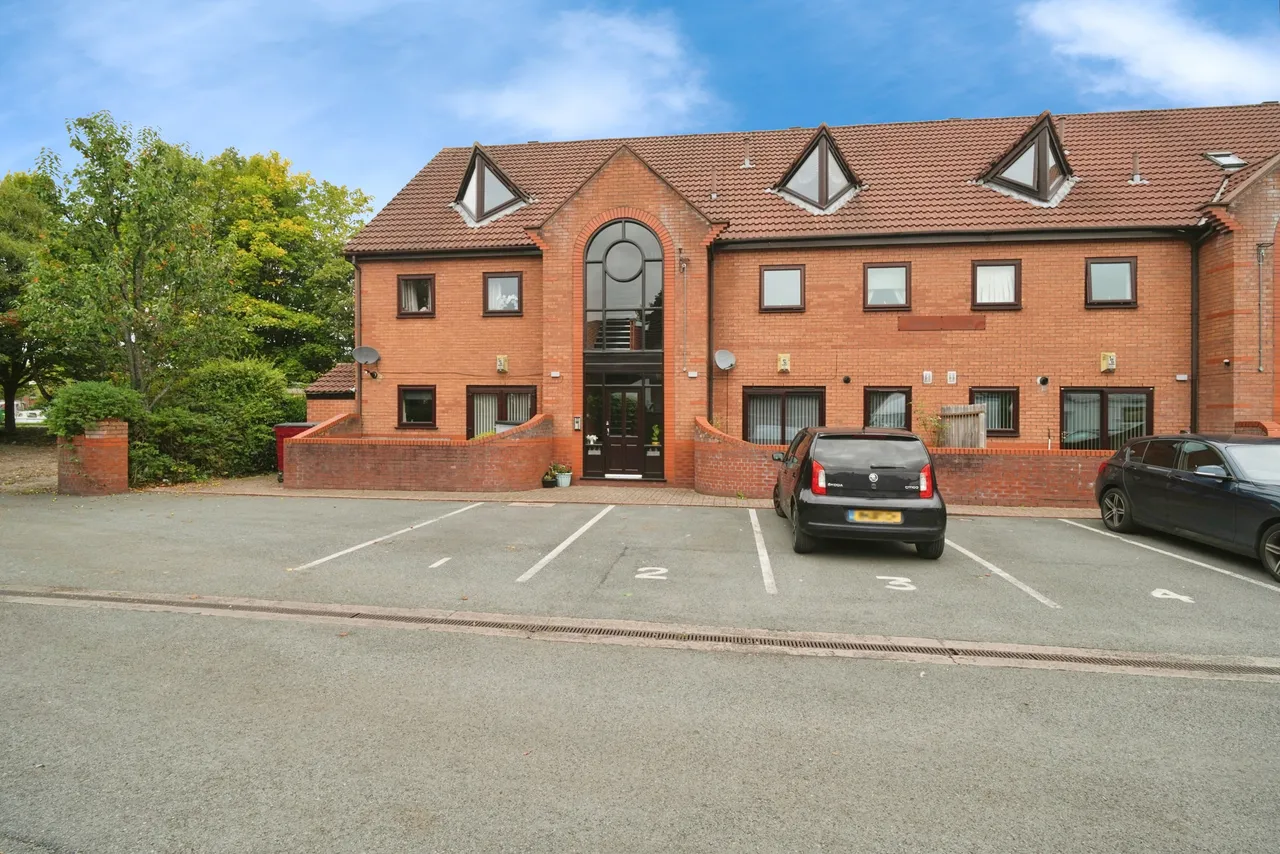 Hooten Lane, Leigh, WN7, photo 15