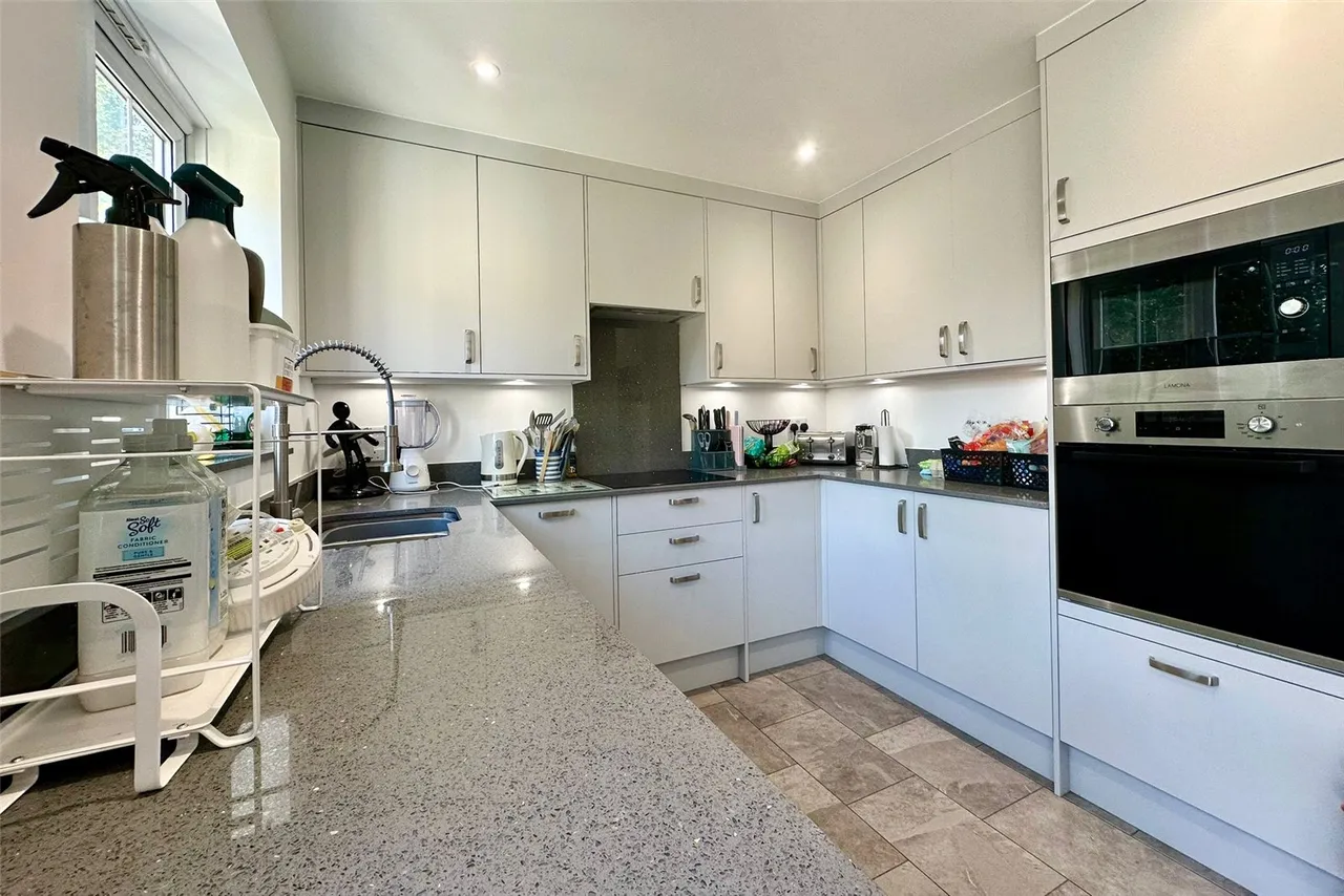 Alford Close, Sandhurst, Berkshire, GU47 8DX, photo 4