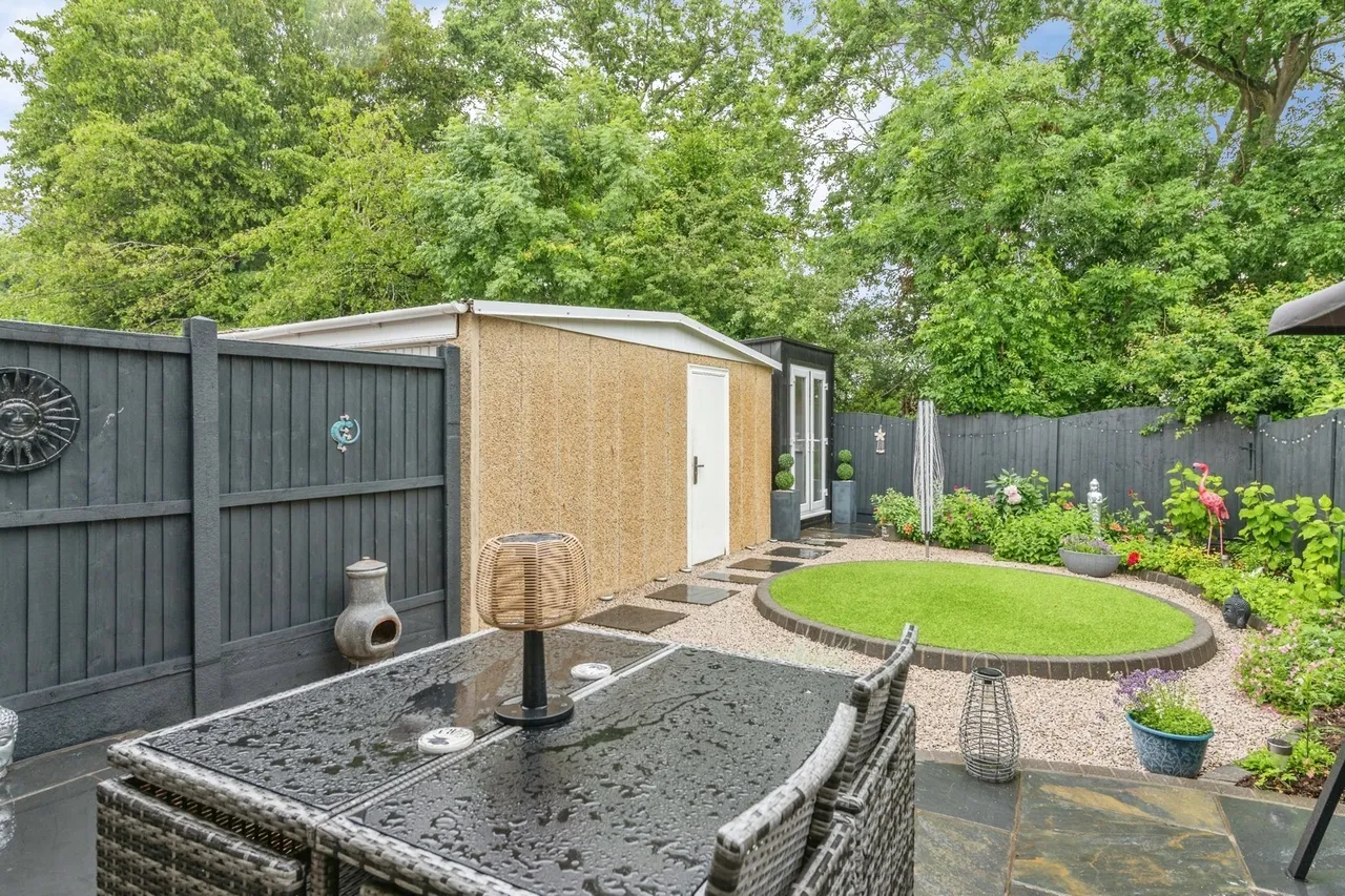 Magnolia Way, Pilgrims Hatch, Brentwood, Essex, CM15, photo 26