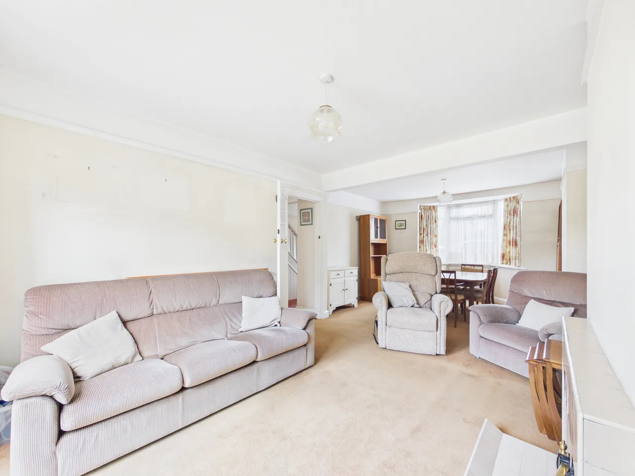 Mill End Road, High Wycombe, HP12, photo 2