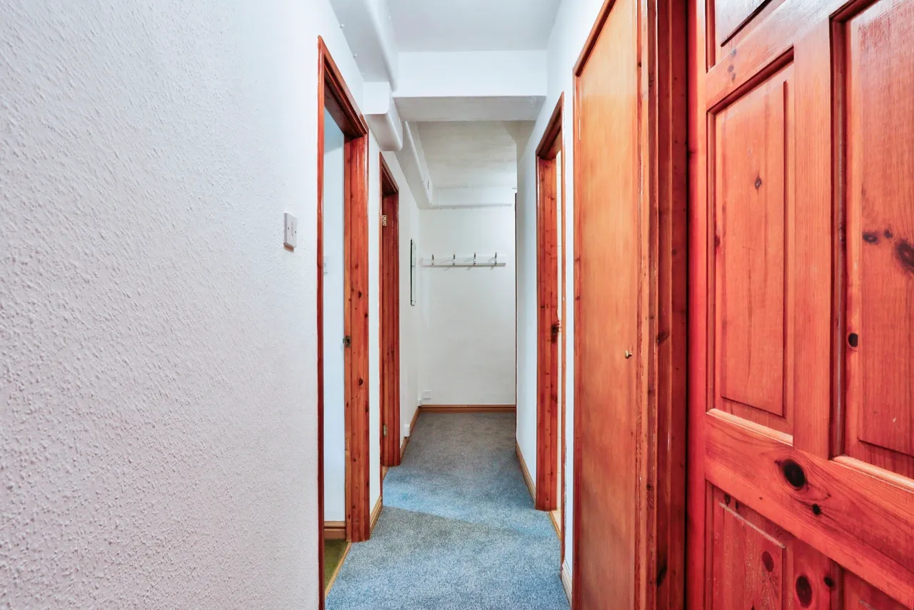 9 Lagland Street, Poole, photo 8