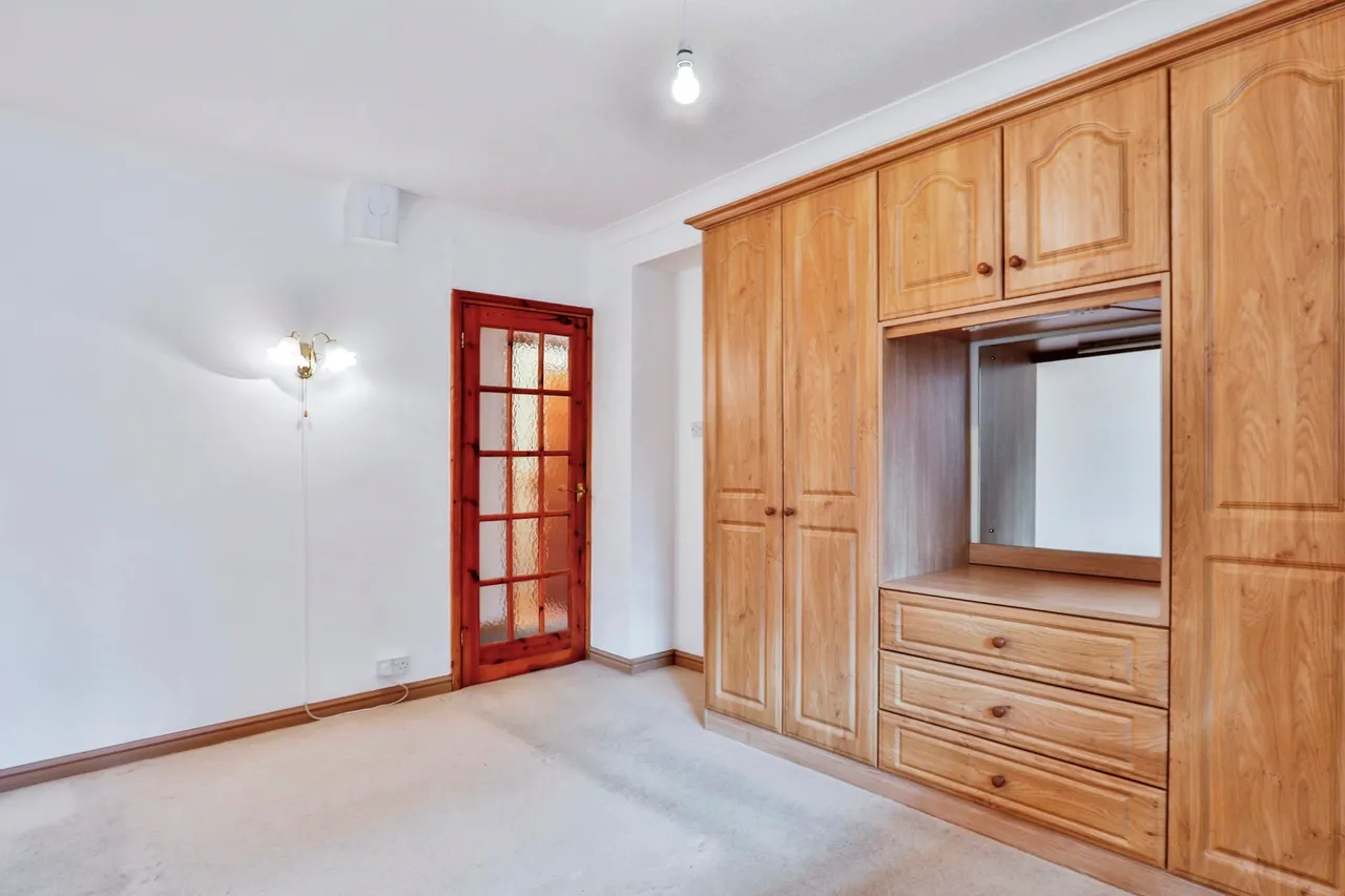 9 Lagland Street, Poole, photo 12
