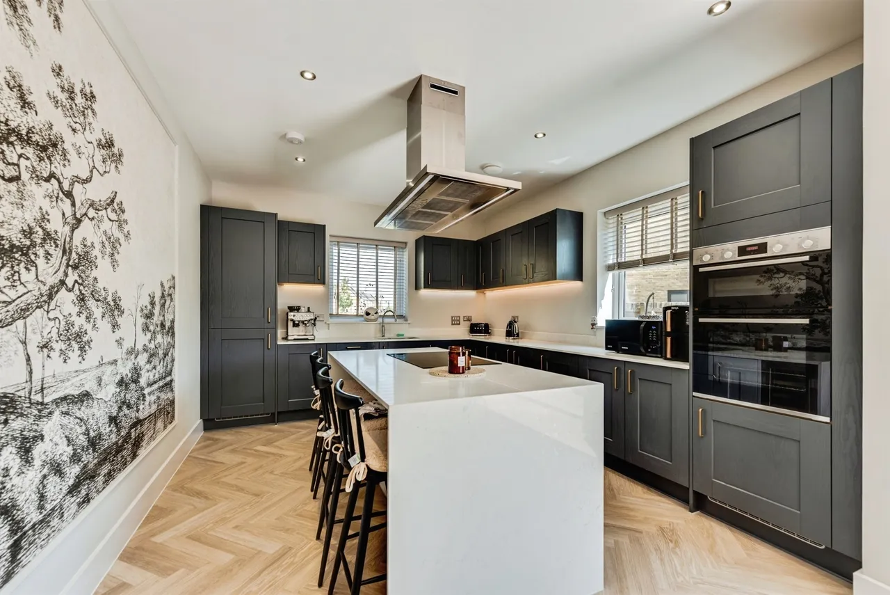 Saxon Drive, Moreton-In-Marsh, photo 4