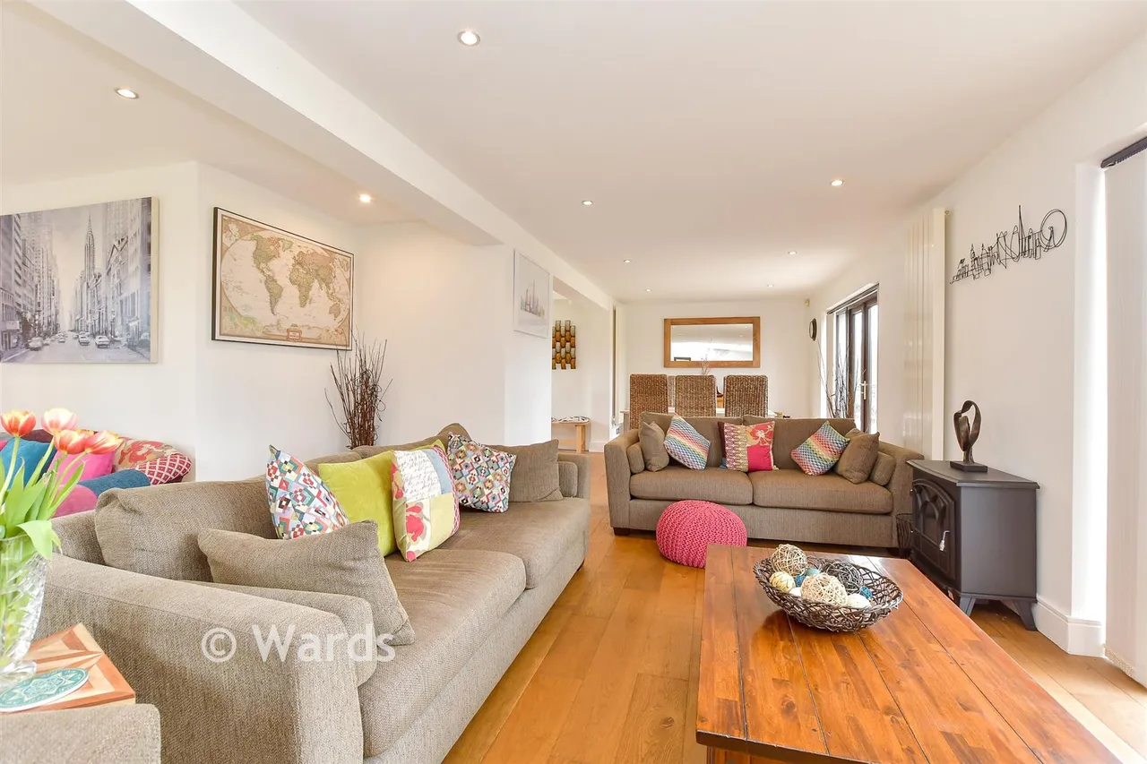 Wrotham Road, Meopham, DA13, photo 2
