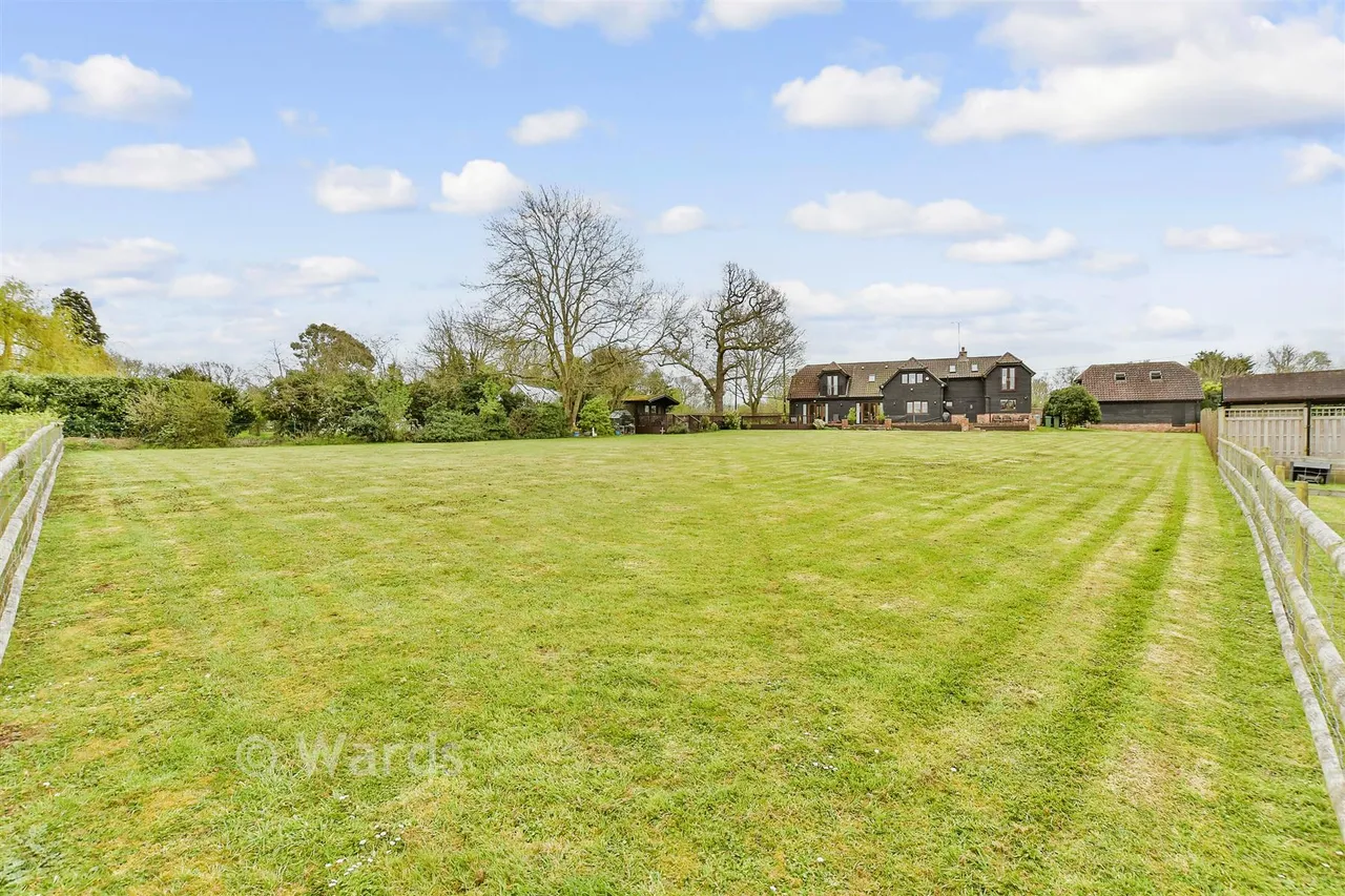 Wrotham Road, Meopham, DA13, photo 17