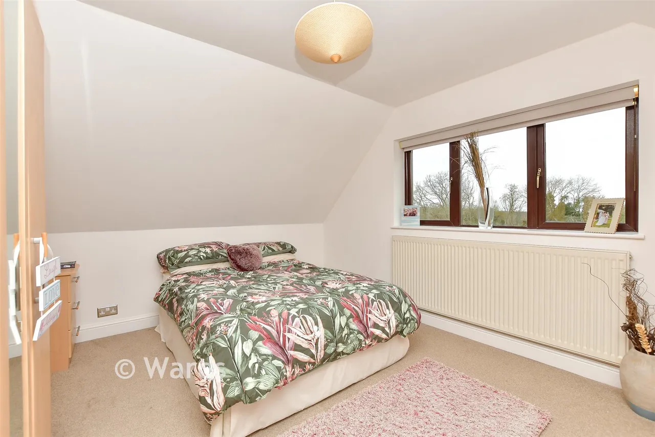 Wrotham Road, Meopham, DA13, photo 13