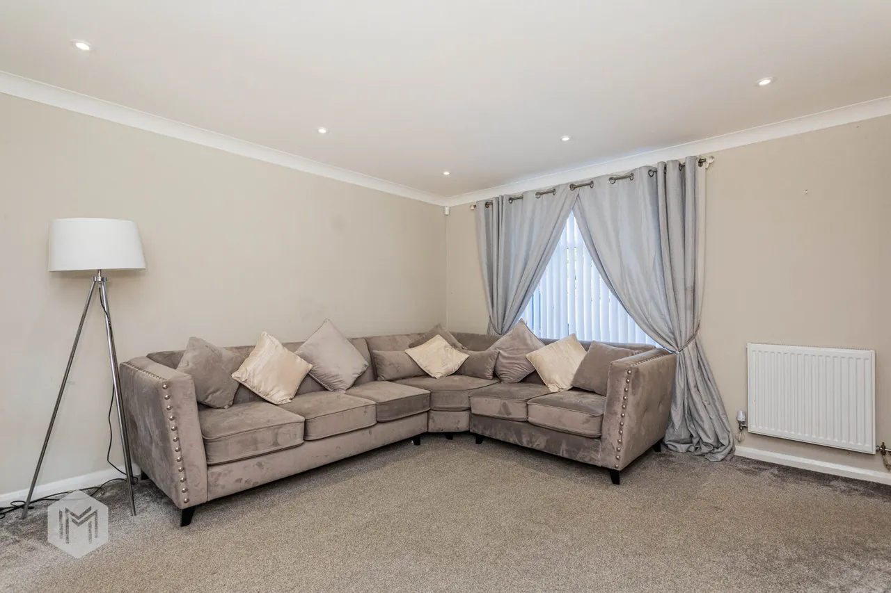 Oakworth Drive, Bolton, BL1 7BB, photo 12