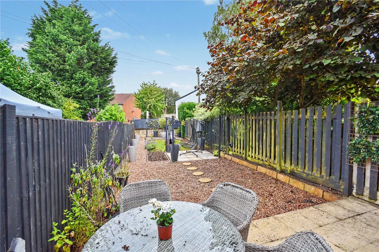 The Crescent, Micklefield, LS25, photo 10