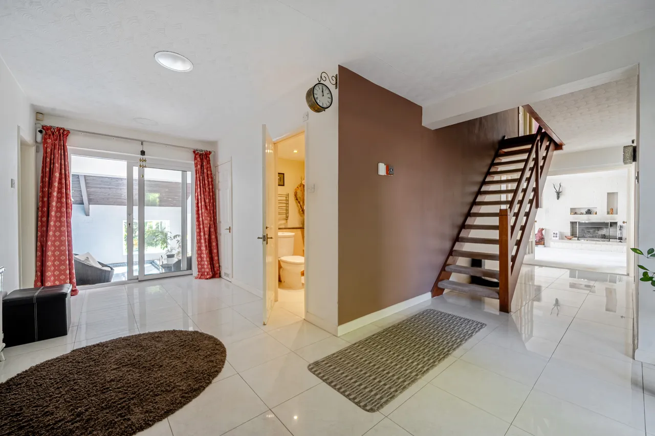 Silverthorn Drive, Hemel Hempstead, HP3, photo 9