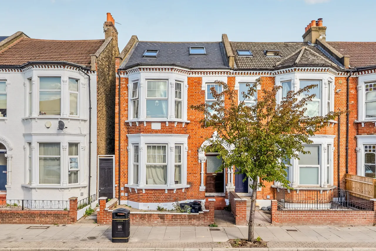Tooting Bec Road, London, SW17, photo 2
