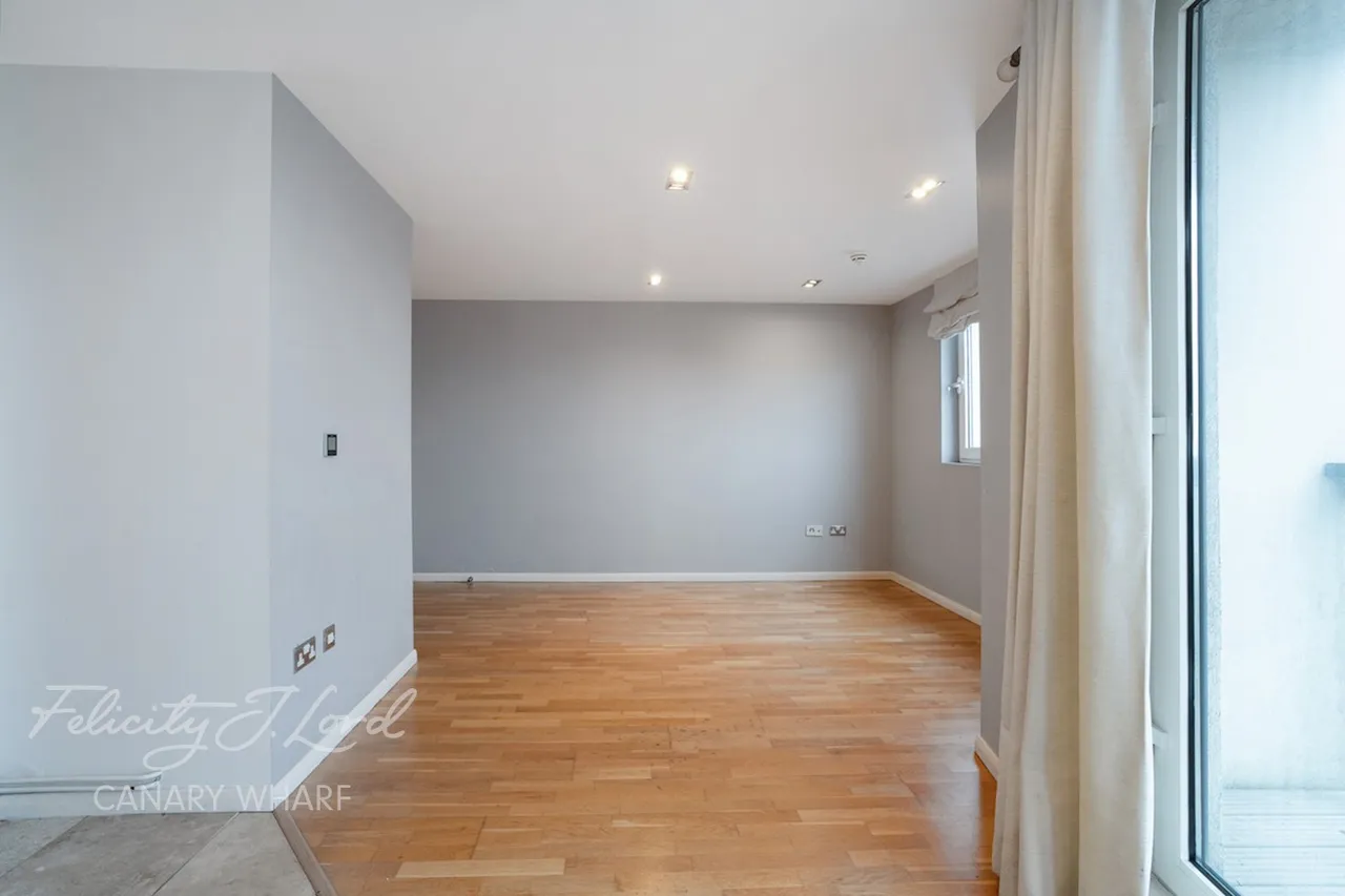 City Tower, Limeharbour, E14, photo 8