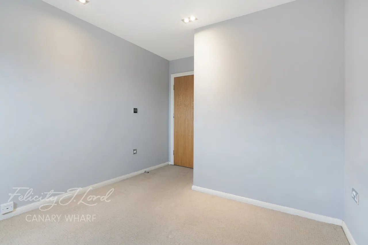 City Tower, Limeharbour, E14, photo 18