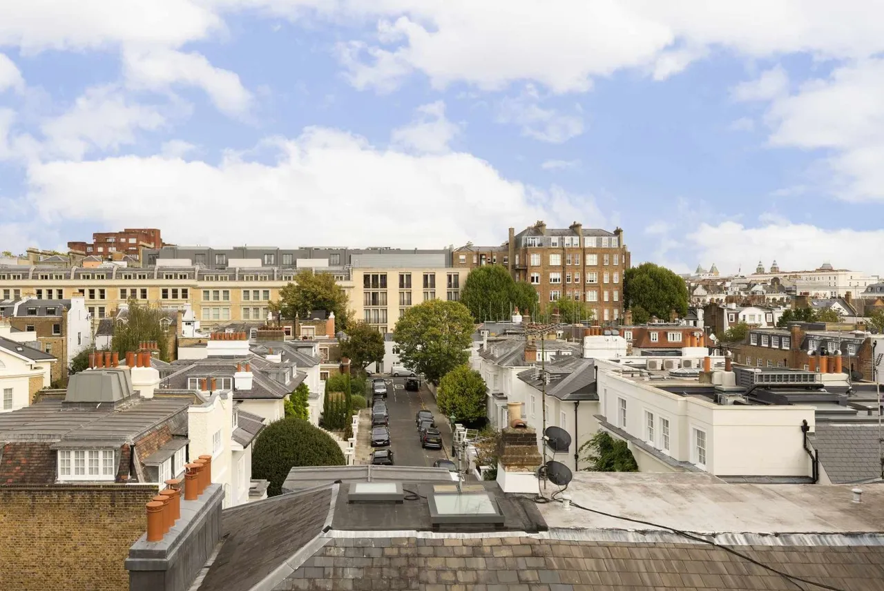 Kensington Court, London, W8, photo 15