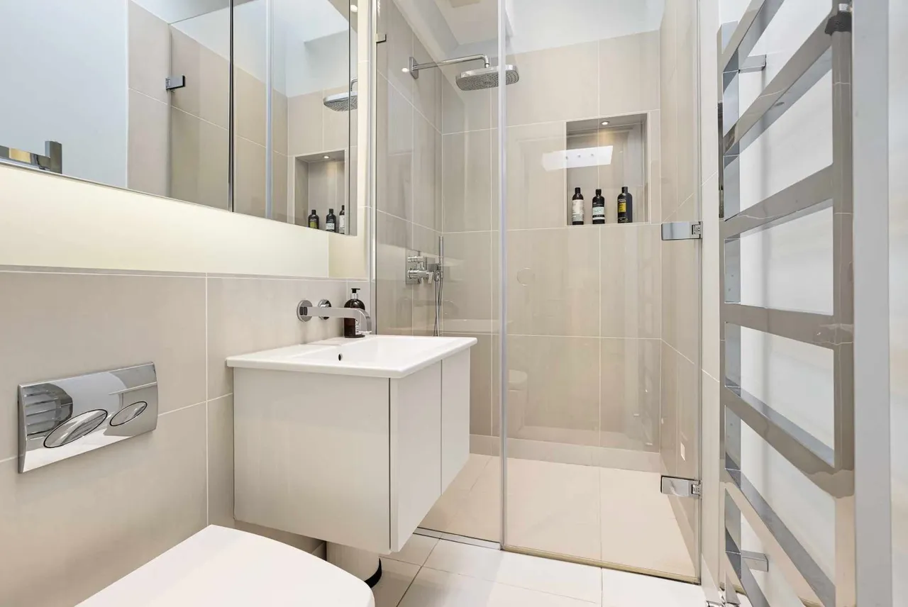 Kensington Court, London, W8, photo 12