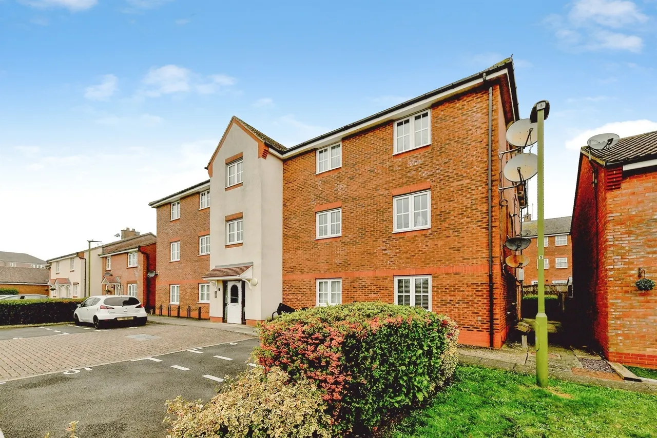 1 bed flat for sale, Cromdale Walk, Stevenage, SG1